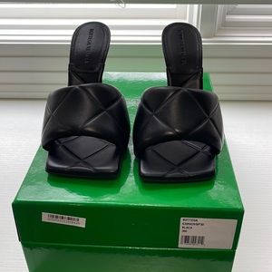 Authentic Bottega Veneta Lido Leather Mules